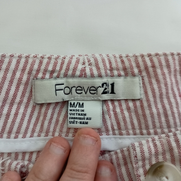 2/$30 FOREVER 21 Preppy Clueless Butterly Pink Pin Striped Booty Shorts(#1,430) - Picture 2 of 8